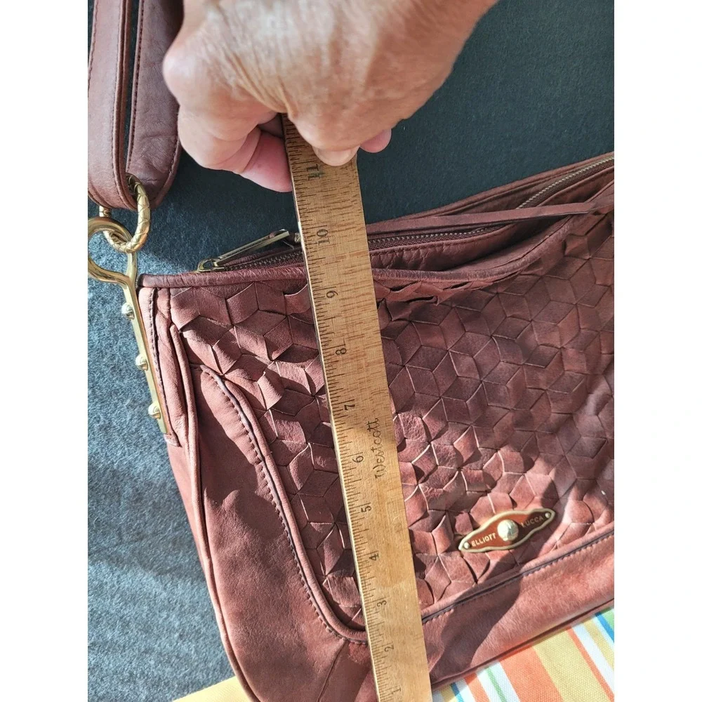 Elliott Lucca Brown Woven Shoulder Bag, Zip Closure, Pebbled, Gold HW